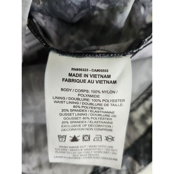 Nike womens trail shorts sz M built-in liner stash pockets marbled gray gorpcore - Picture 10 of 11